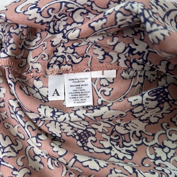 Loft‎ floral spaghetti strap top - Picture 6 of 8